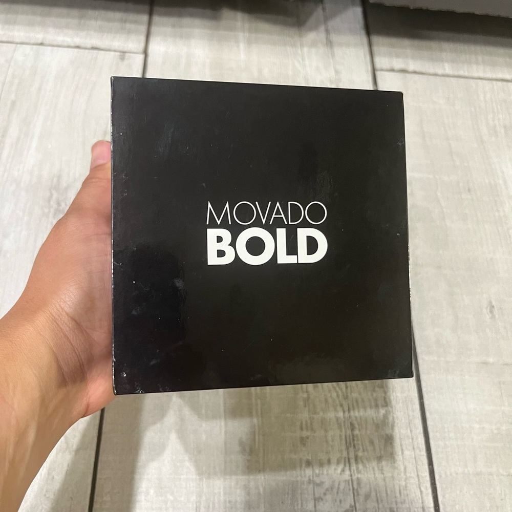 Movado Bold watch - Picture 2 of 5